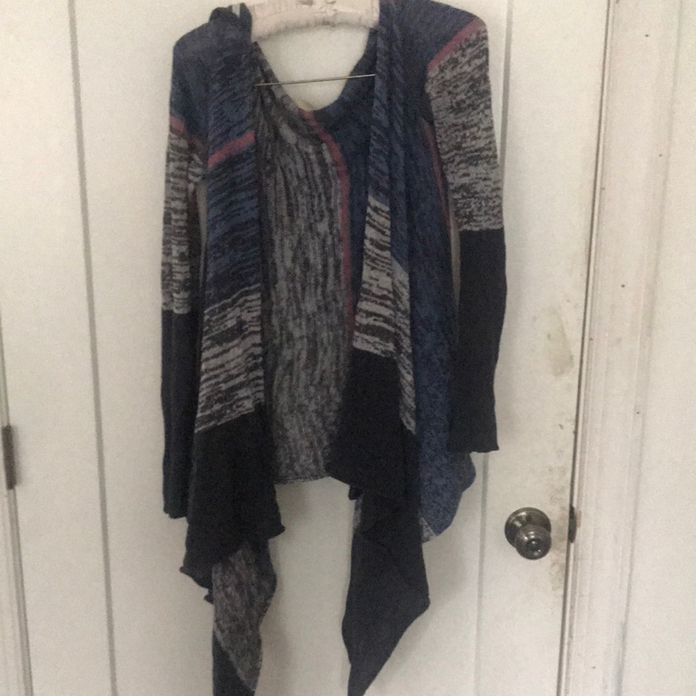 Rocky open sweater with hood